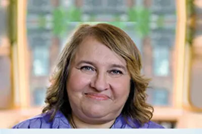 sharon salzberg smiling at the camera