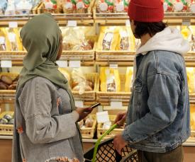 couple looking at grains